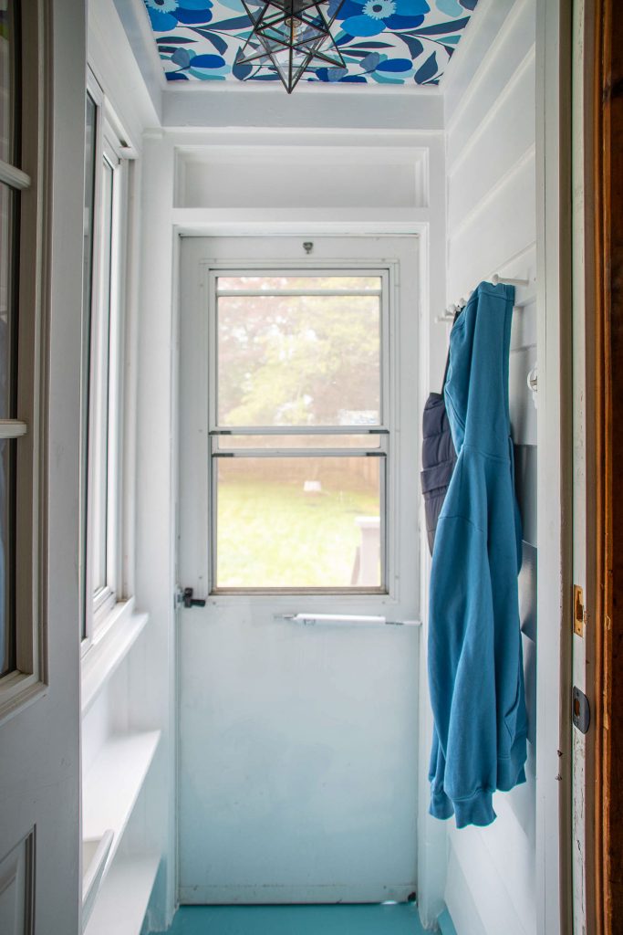 flip house back entry