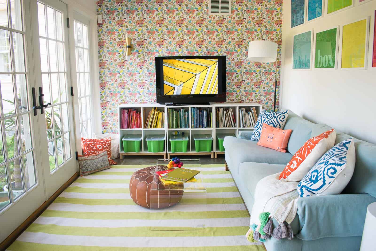 playroom with green rug