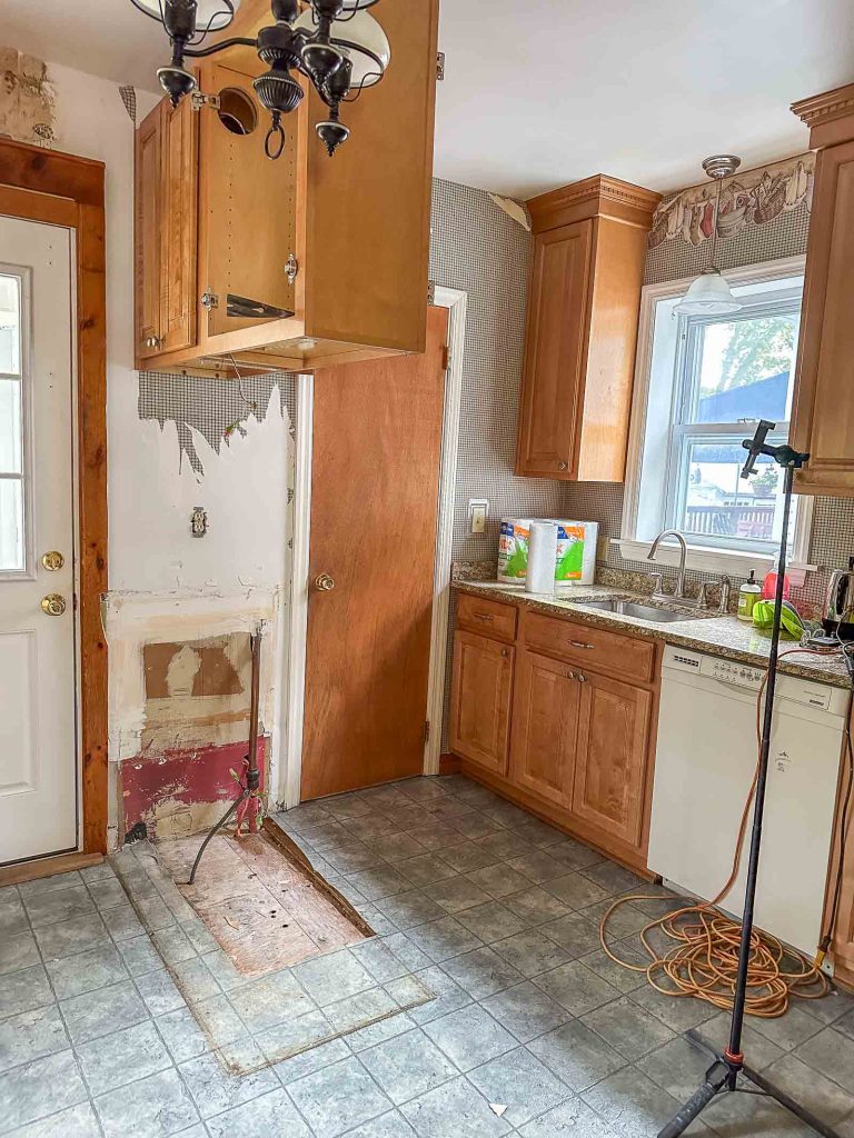 removing kitchen island