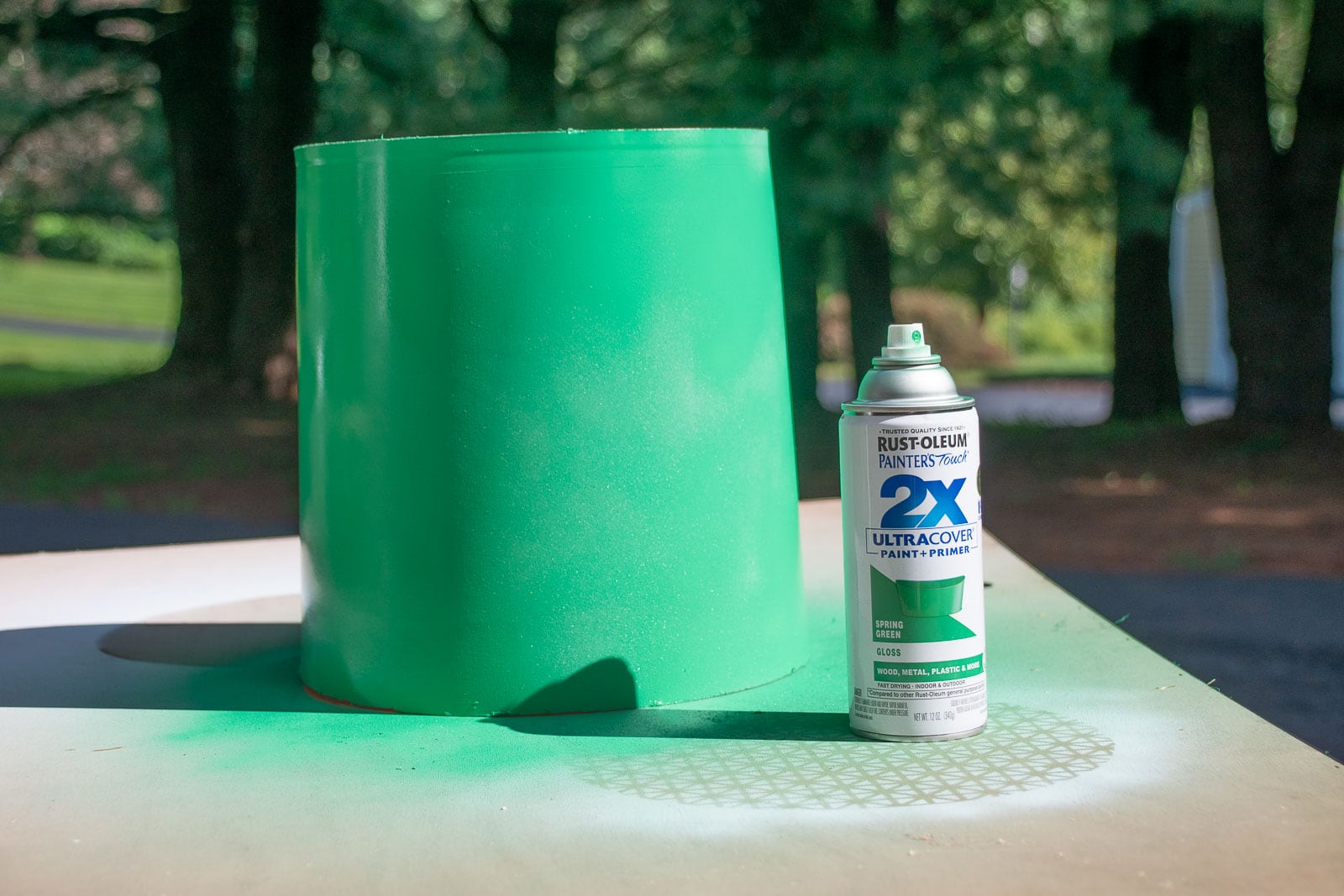 spray paint the bucket