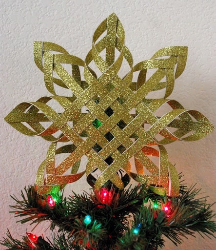 Favorite DIY ideas for homemade tree toppers.