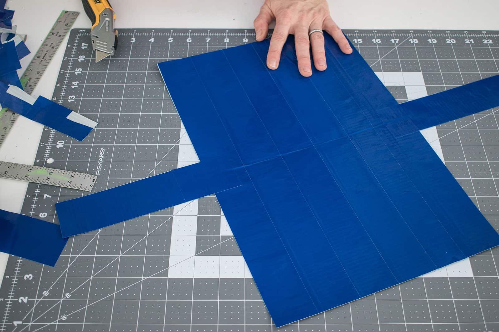 duck tape messenger bag pieces