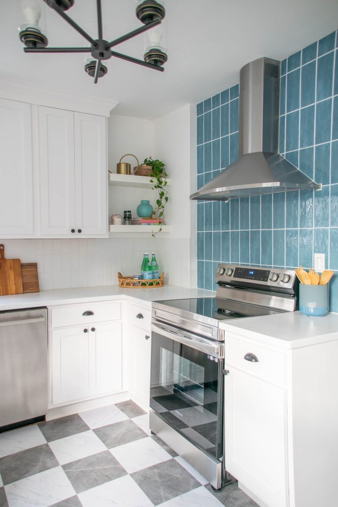 flip house kitchen after