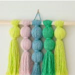 diy yarn wall hanging