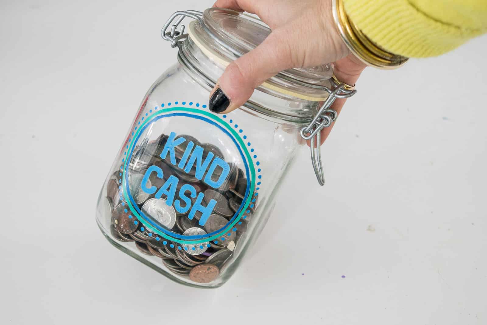 incentive jar using glass paint pen