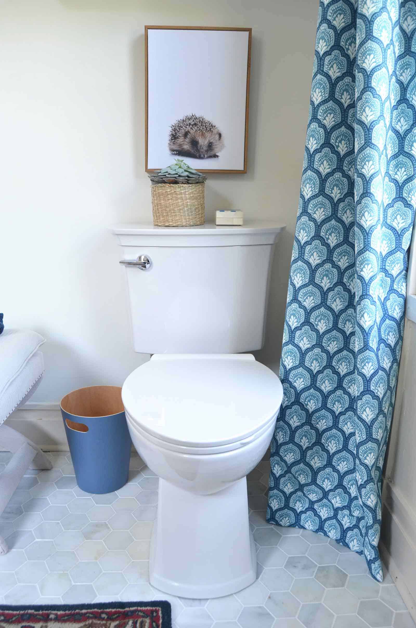 chic and modern master bathroom makeover