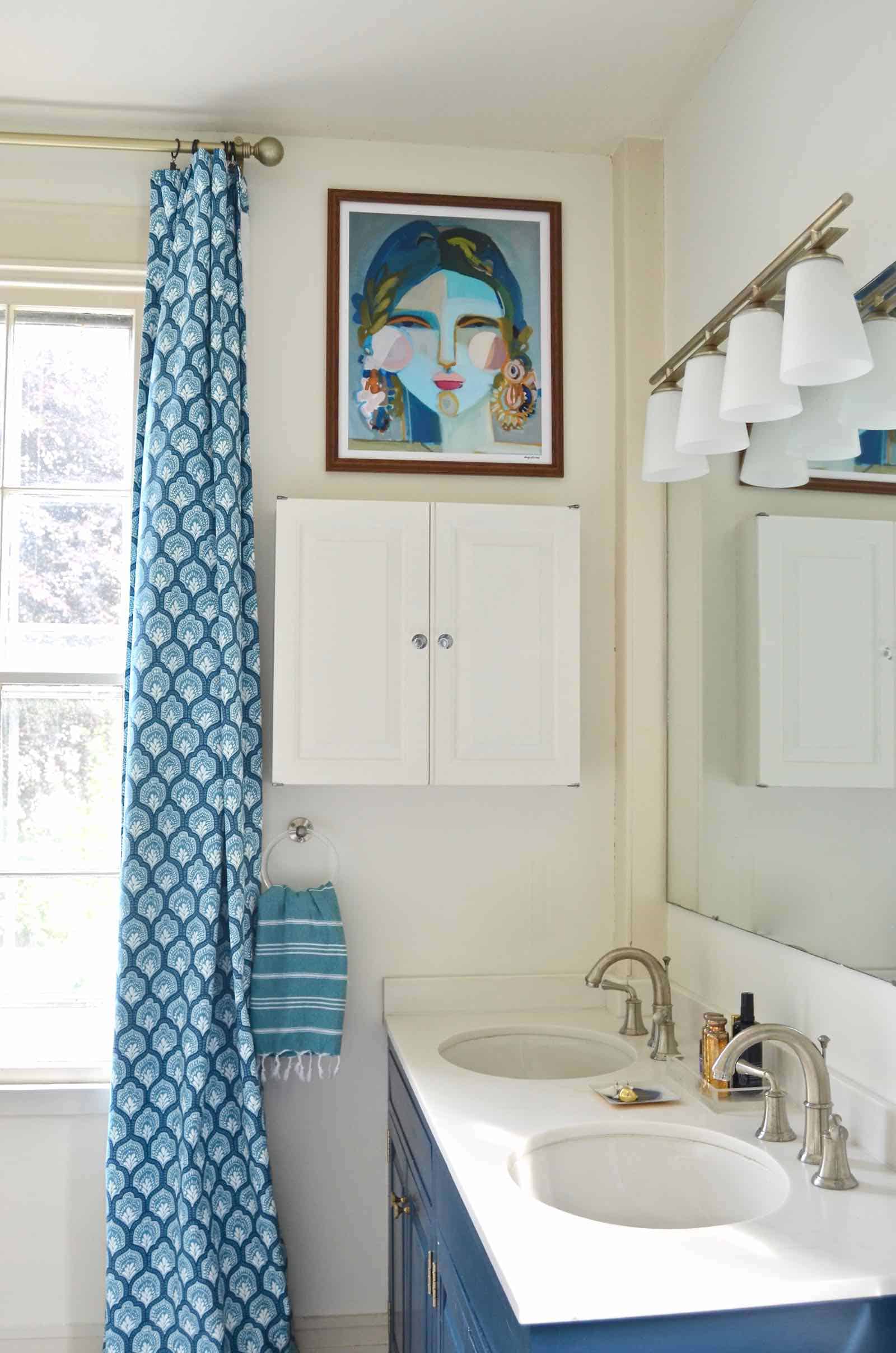 chic and modern master bathroom makeover