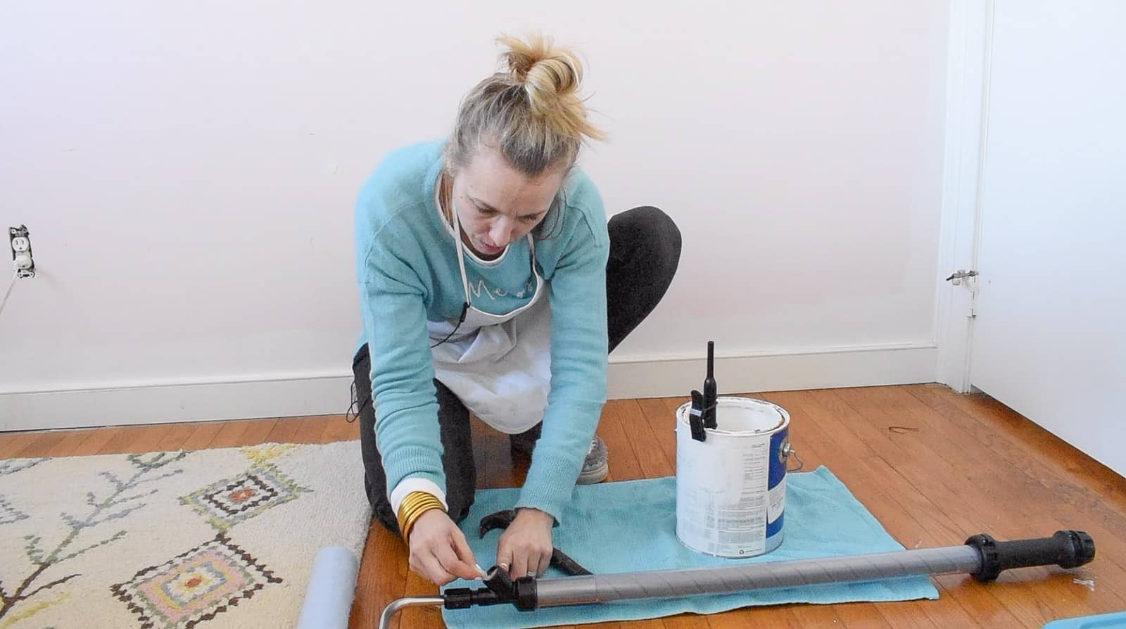Using the Homeright Paint Stick