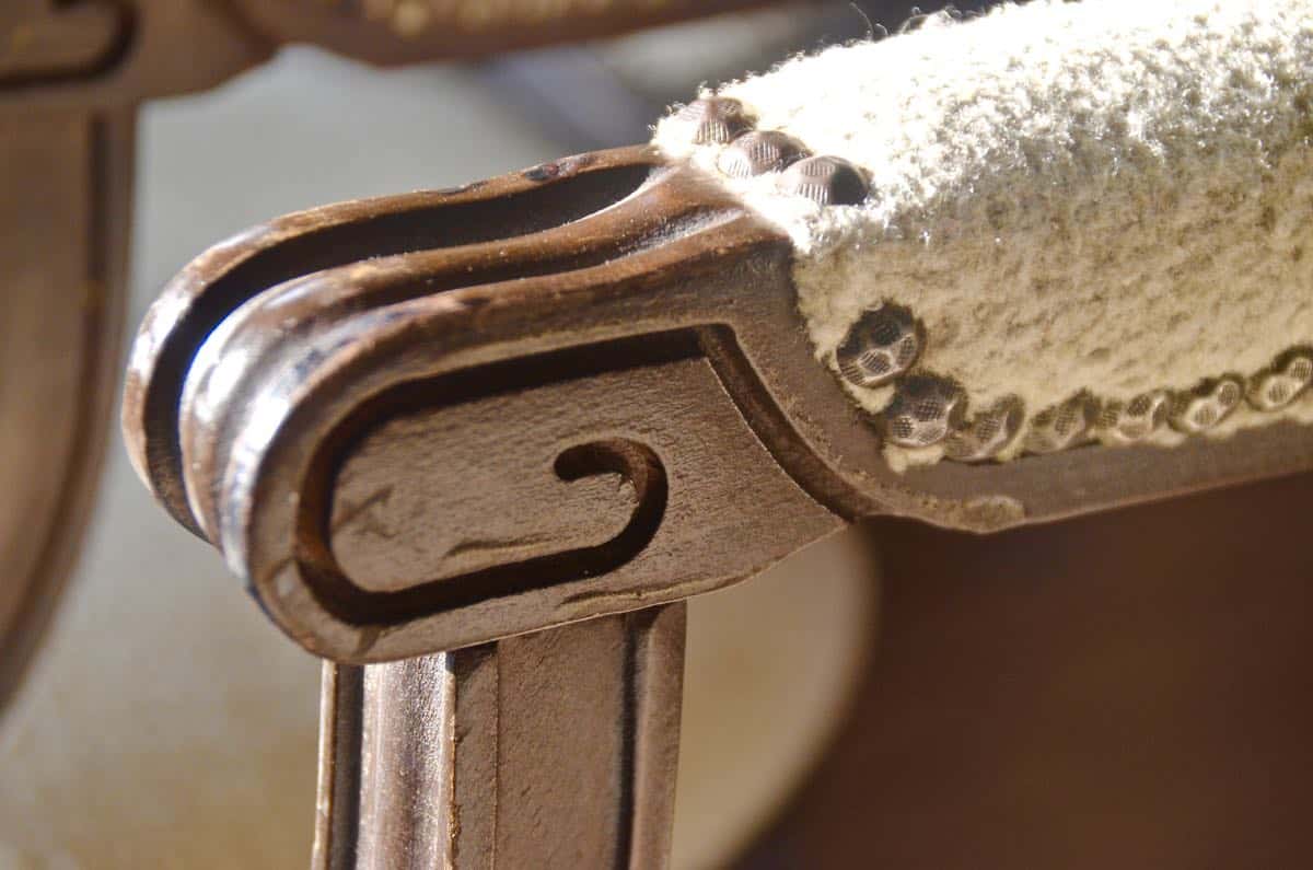 how to reupholster old armchairs with colorful new fabric.