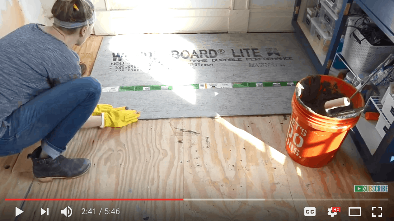 How to tile a bathroom floor... step by step guide!